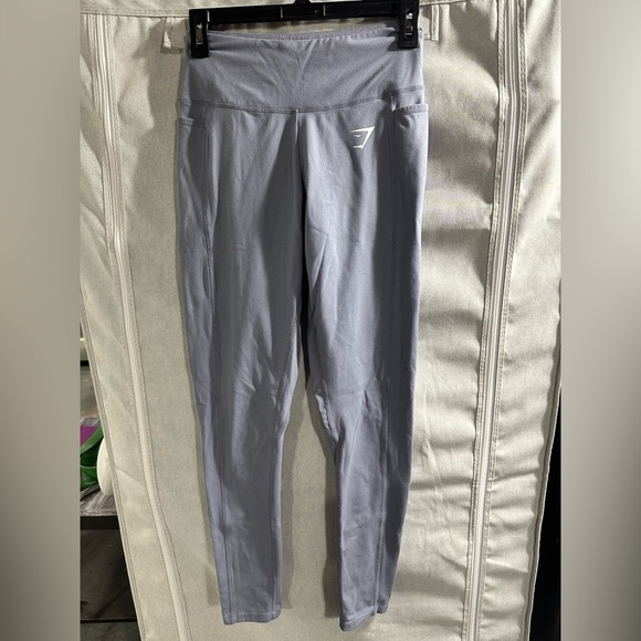 Gymshark Athletic Leggings Gray With‎ Pockets Size XS No Size Tag Workout Gym - Picture 2 of 5